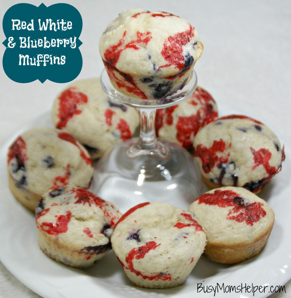 Red White & Blueberry Muffins / Busy Mom's Helper