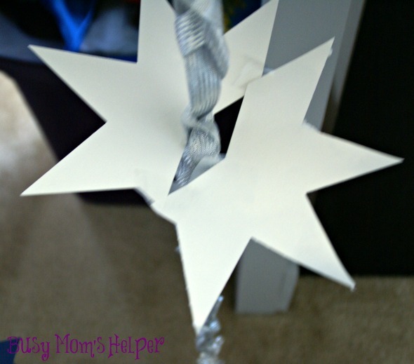 Elsa Frozen Chandelier / by www.BusyMomsHelper.com #Frozen #Elsa #DIY