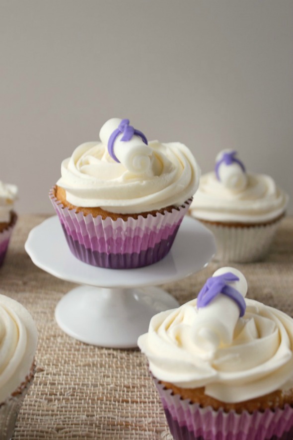 Over 90 Graduation Gift Ideas / by www.BusyMomsHelper.com #graduation #gifts