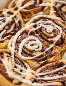 60+ Breakfast Ideas for the School Year / by Busy Mom's Helper #roundup #breakfast #quickbreakfast