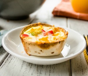 60+ Breakfast Ideas for the School Year / by Busy Mom's Helper #roundup #breakfast #quickbreakfast