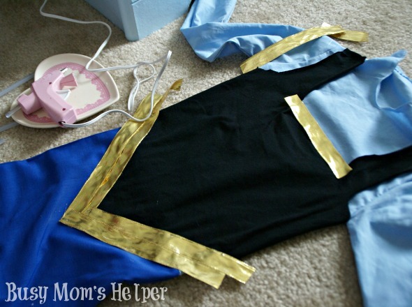 Disney Frozen's Anna Dress in 2 Hours or Less / by Busy Mom's Helper #sewing #Frozen #Costume #AnnaDress