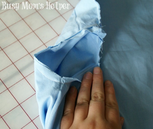 Disney Frozen's Anna Dress in 2 Hours or Less / by Busy Mom's Helper #sewing #Frozen #Costume #AnnaDress