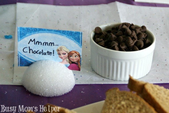 Frozen Birthday Party / by Busy Mom's Helper #Frozen #Disney #Olaf #Elsa #Birthday #Party #GirlParty