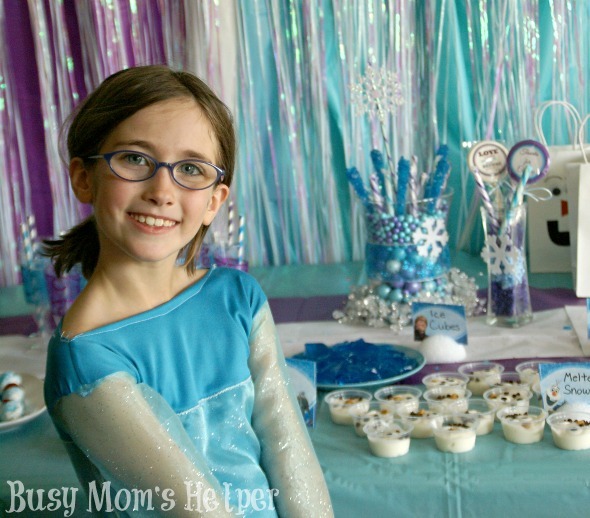 Frozen Birthday Party / by Busy Mom's Helper #Frozen #Disney #Olaf #Elsa #Birthday #Party #GirlParty