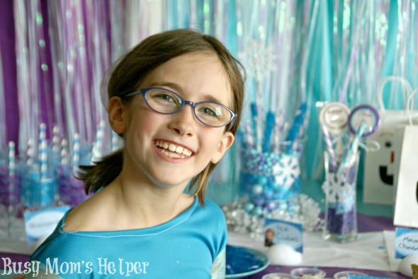 Frozen Birthday Party / by Busy Mom's Helper #Frozen #Disney #Olaf #Elsa #Birthday #Party #GirlParty