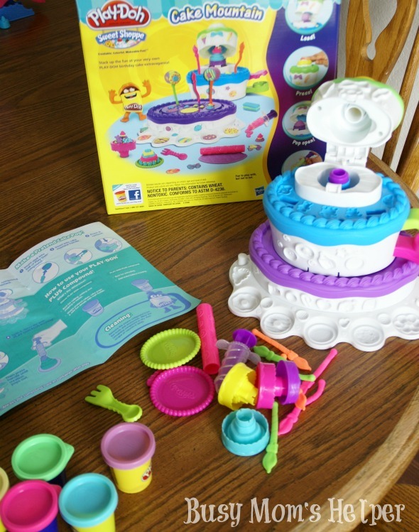Happy National Play Doh Day with Busy Mom's Helper #playdohday #kidfun #gifts