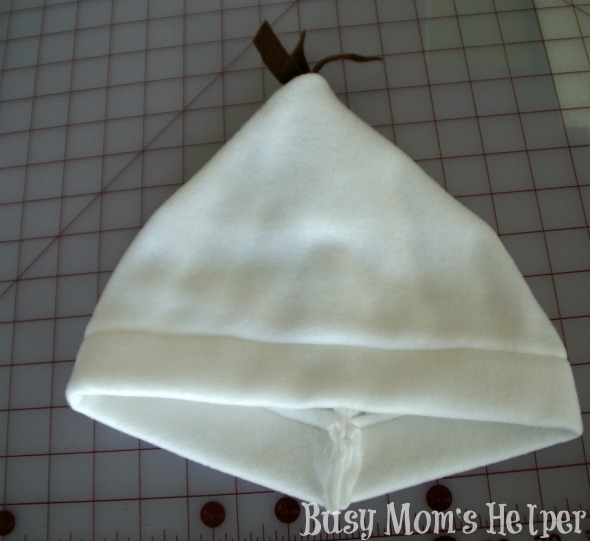 DIY Olaf Costume in 2 Hours or Less / by Busy Mom's Helper #Frozen #Olaf #Costume #Snowman