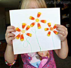 50+ Amazing Thanksgiving Activities for Kids / by Busy Mom's Helper #KidCrafts #Thanksgiving