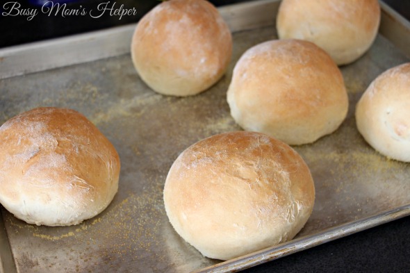 Easy Homemade Bread Bowls / by Busy Mom's Helper