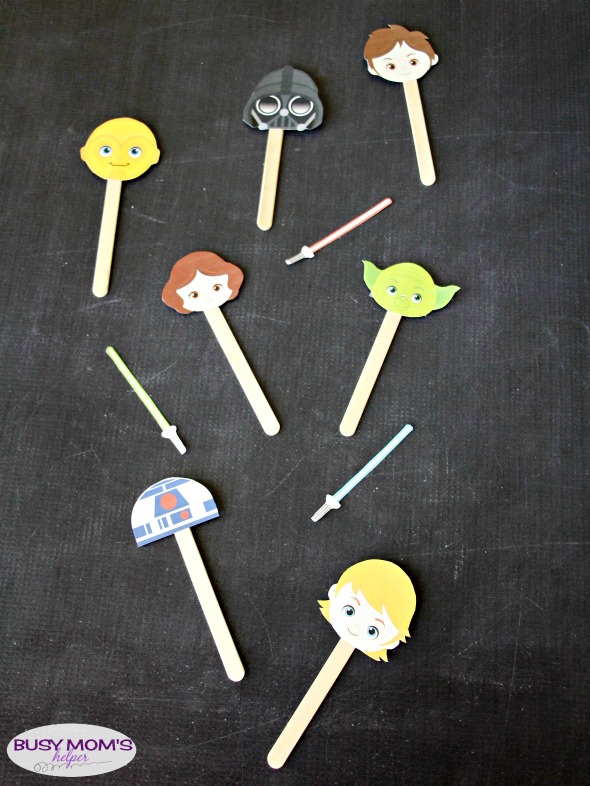 Star Wars Puppets Printable / by BusyMomsHelper.com
