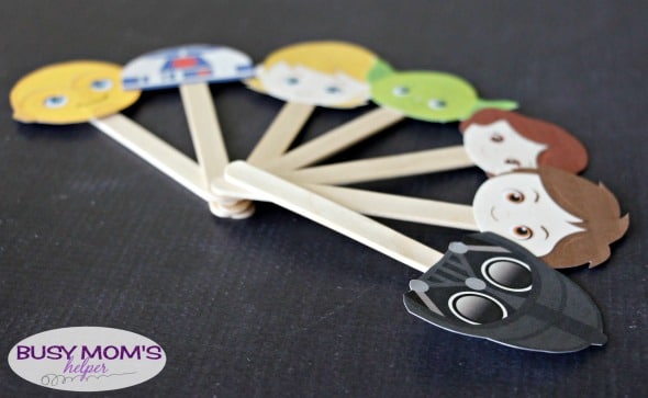 Star Wars Puppets Printable / by BusyMomsHelper.com