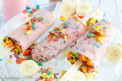 Milk and Cereal Breakfast Popsicles 