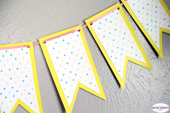 Printable spring banner: bright polka dots paper craft