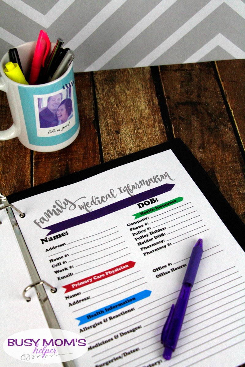 Family Home Binder Printables - keep all your family's important information in one, simple place with this helpful printable pack perfect for busy moms! There's pages for emergency contacts & plans, birthdays, medical and school information, budgets, weekly tasks and to do lists, menu and shopping lists, babysitter sheet & more! #printable #homebinder #familybinder #busymoms #homemanagement