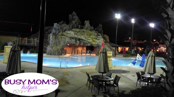 5 Best Resort Pools at Walt Disney World #travel #swimming #pools #resorts #Hotels #disneyhotels #disneyresorts #waltdisneyworld #wdw