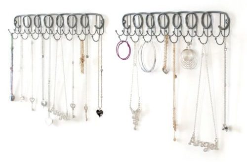 Holiday Gift Guide: Gifts for Teens / great gift ideas for teenagers and even tweens! #giftguide #giftideas #teengifts #teens #holidaygifts #holidayshopping