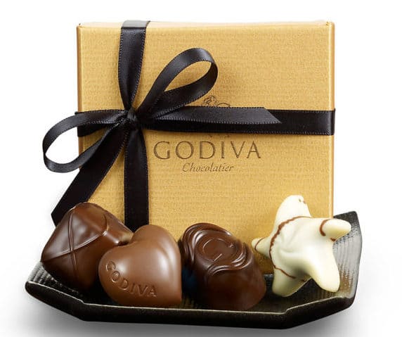 100 Stocking Stuffers under $10 / great budget friendly stocking stuffer ideas #stockingstuffers #gifts #holidays #christmas #holidaygift #stockingstufferideas #cheapstockingstuffers #budgetfriendly #cheapgifts #affordablegifts #undertendollars