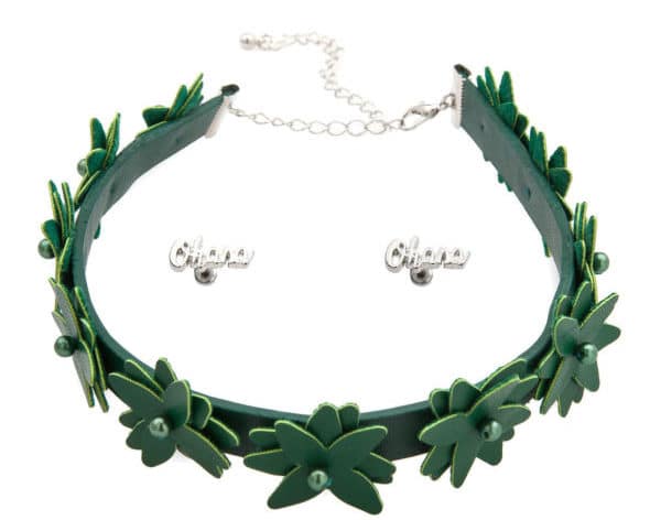 100 Stocking Stuffers under $10 / great budget friendly stocking stuffer ideas #stockingstuffers #gifts #holidays #christmas #holidaygift #stockingstufferideas #cheapstockingstuffers #budgetfriendly #cheapgifts #affordablegifts #undertendollars