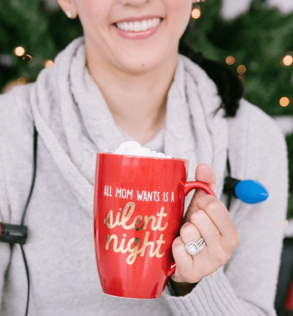 100 Stocking Stuffers under $10 / great budget friendly stocking stuffer ideas #stockingstuffers #gifts #holidays #christmas #holidaygift #stockingstufferideas #cheapstockingstuffers #budgetfriendly #cheapgifts #affordablegifts #undertendollars