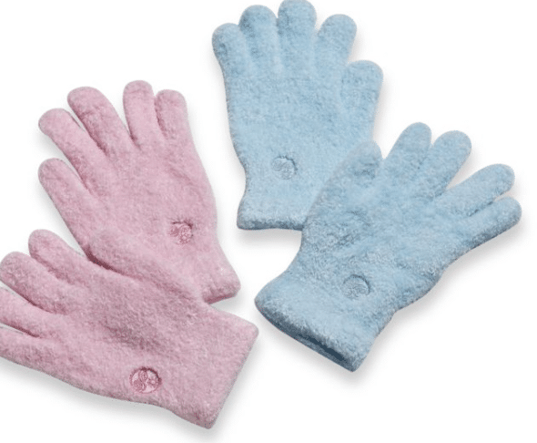 100 Stocking Stuffers under $10 / great budget friendly stocking stuffer ideas #stockingstuffers #gifts #holidays #christmas #holidaygift #stockingstufferideas #cheapstockingstuffers #budgetfriendly #cheapgifts #affordablegifts #undertendollars