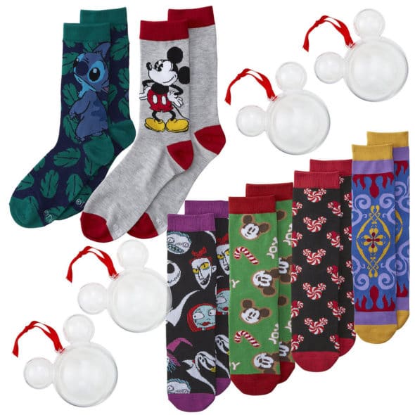 100 Stocking Stuffers under $10 / great budget friendly stocking stuffer ideas #stockingstuffers #gifts #holidays #christmas #holidaygift #stockingstufferideas #cheapstockingstuffers #budgetfriendly #cheapgifts #affordablegifts #undertendollars