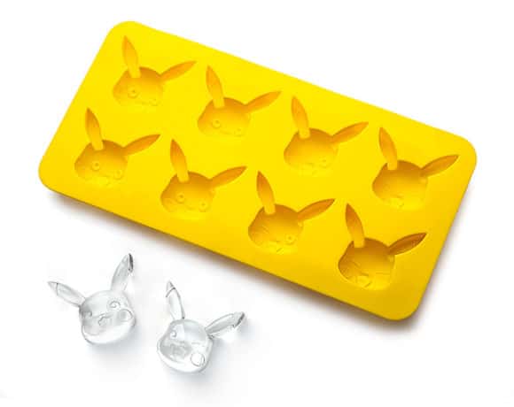 100 Stocking Stuffers under $10 / great budget friendly stocking stuffer ideas #stockingstuffers #gifts #holidays #christmas #holidaygift #stockingstufferideas #cheapstockingstuffers #budgetfriendly #cheapgifts #affordablegifts #undertendollars