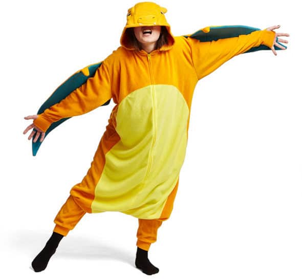 Holiday Gift Guide: Gifts for Nerds & Geeks / Whether Star Wars or Star Trek, Marvel or DC, Dr. Who, Harry Potter or any other incredible brands, here's a great list of perfect gifts for my fellow nerds & geeks! #holidaygiftguide #gifts #starwars #startrek #drwho #marvel #dc #superhero #harrypotter #giftideas #nerdgifts #geekgifts