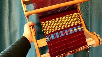Benefits of Using Rigid Heddle Loom