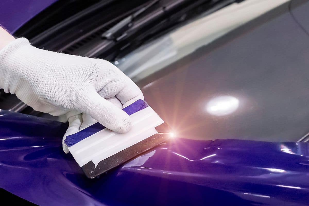 Benefits Of Using Vinyl Stickers For Cars